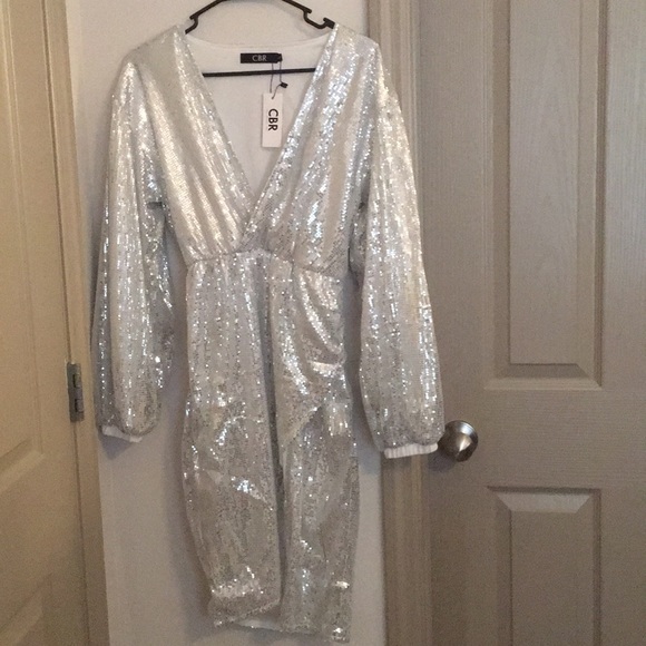 Dress - Picture 1 of 1